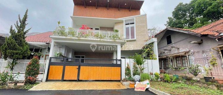 Rumah Lux Full Furnished Ada Kolam Arcamanik 1