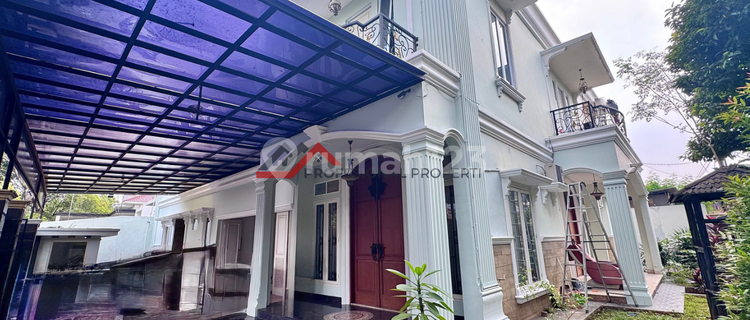 Hook House Near City Center Area Kebayoran Baru South Jakarta 1