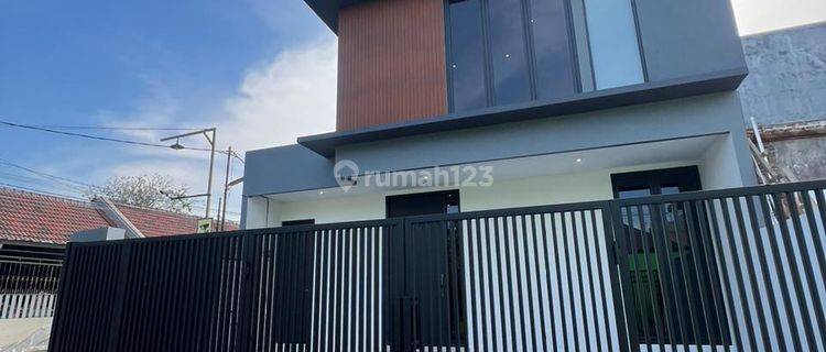 Rumah 2 Lantai Bagus Unfurnished SHM di Dijual Rumah Babatan Pantai Utara Surabaya New , Surabaya Dekat Kenjeran,mulyosari.sutorejjo.,pantai Ria Kenjeran,pakuwon Mall.east Coast Pusat Kuliner Surabaya Timur 1