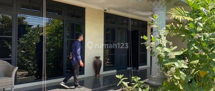 Rumah 2 Lantai Bagus Unfurnished SHM di Dijual Rumah Dharmahusada Utara Surabaya, Surabaya Dekat Dengan Galaxy Mall.pakuwon City Mall,perumahan Pakuwon City,kenjeran,kedung Cowek,pantai Ria Kenjeran,,mulyosari,sutorejo 1