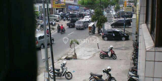 Ruko Pekanbaru Kota Riau Strategis + Tanah Belakang 1