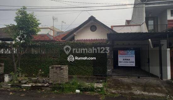 Disewakan Rumah di Jemur Andayani Surabaya  1