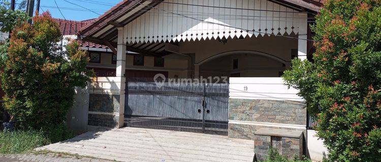 Dijual rumah di Eramas 2000 1