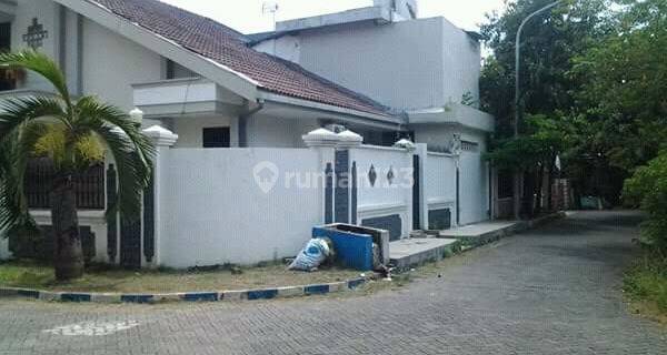 Rumah Hook Strategis 2 Lantai Margorejo 1