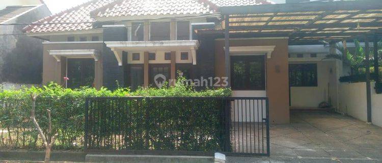 Rumah SHM Lokasi Strategis di Kemang Pratama 5 Bekasi 1