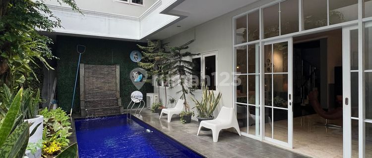 Rumah Dijual Kebayoran Baru . 367 M2. 500.m2 Harga.19.8 M  1