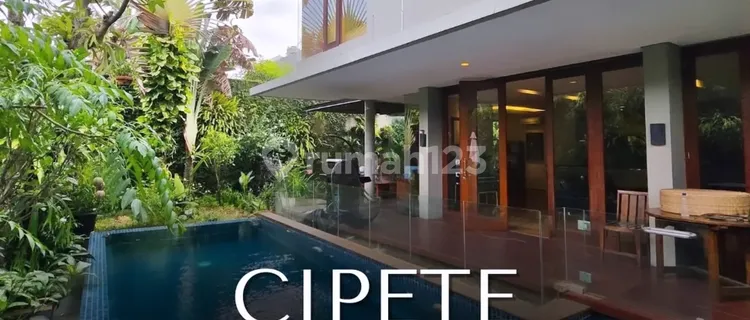 Cipete Modern Tropical House, South Jakarta 1