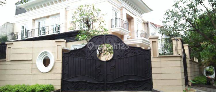 Rumah mewah private pool di Senayan kebayoran baru Jakarta Selatan  1