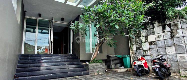 Rumah 2 Lantai di Cipete Jakarta Selatan  1