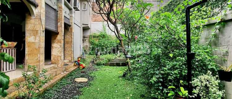 Rumah bangunan kokoh dan terawat murah hanya 8 M di Jati padang  1