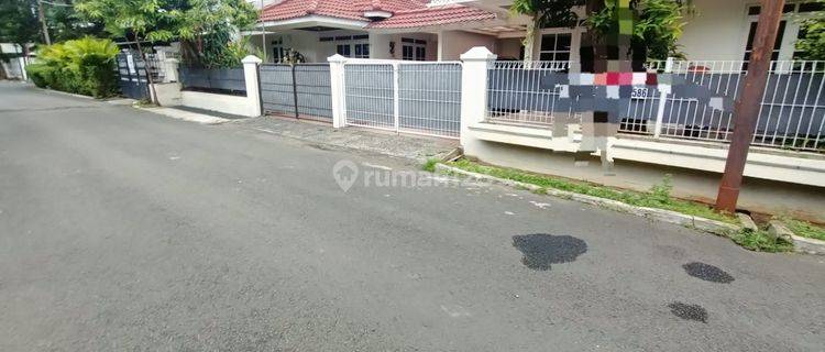 Rumah dalam kompleks pancoran  1