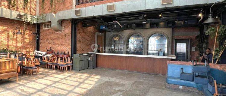 Building comersial cocok untuk resto dan cafe Senopati  1