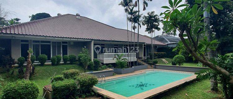 Rumah klassik 1 lantai dekat Kemang raya 1