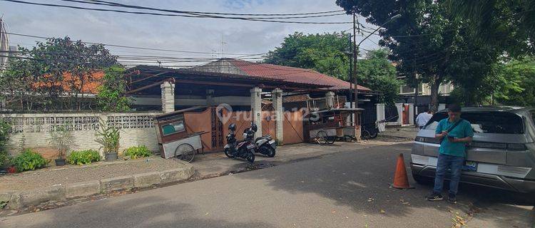 Rumah Murah Cocok Untuk Kantor Dekat Blok M, Kebayoranbaru 1