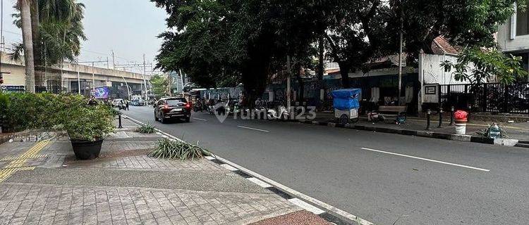 Tanah Kavling Komersial Dekat Blok M Plaza , Jakarta Selatan  1