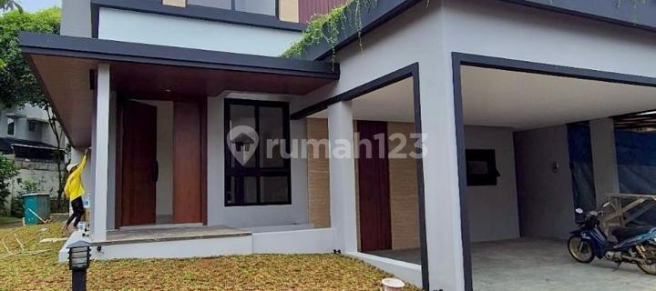 House on Jl. Verdant Ville Raya, Sampora, Cisauk Subdistrict, Tangerang Regency, Banten, BSD The Icon, Good, Ready to Occupy. 1