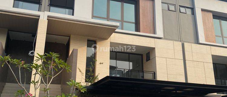 Dijual rumah cantik bagus rapih Cluster Kimora Zora BSD 1