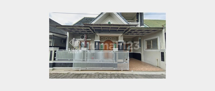 Rumah Kost / Homestay 5 Kamar Tidur Furnish Disewakan Jogja Area Jalan Godean, 3 Kamar AC, Lebar Depan 12 Meter, Dekat Mirota Godean, Sekolah Negeri Sman 2 Bener, Sekolah Tinggi Pertanahan Stpn, Sekolah Mutiara Persada, Dekat Tugu Jogja, Asmi Santa Maria, 1