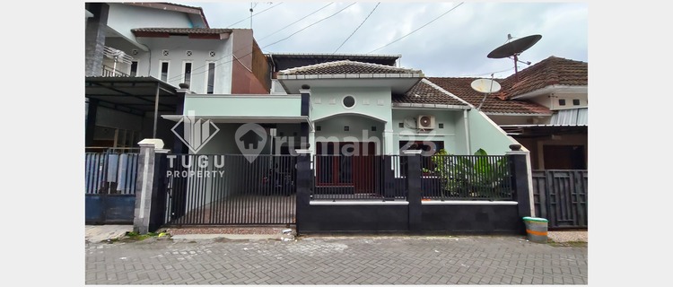 2-Bedroom House with AC for Rent in Gejayan Jogja Area, near Atma Jaya Campus, STIE YKPN, UPN, UIN, Pakuwon Mall, Ambarukmo Plaza Amplaz, De Britto High School, Muhammadiyah Sapen Elementary School, Siloam Hospital, Pringwulung Church 1