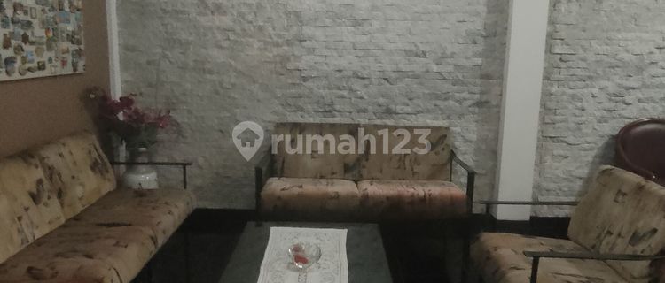 WOW AWESOME SPACIOUS HOUSE IN BUDISARI COMPLEX BANDUNG 1