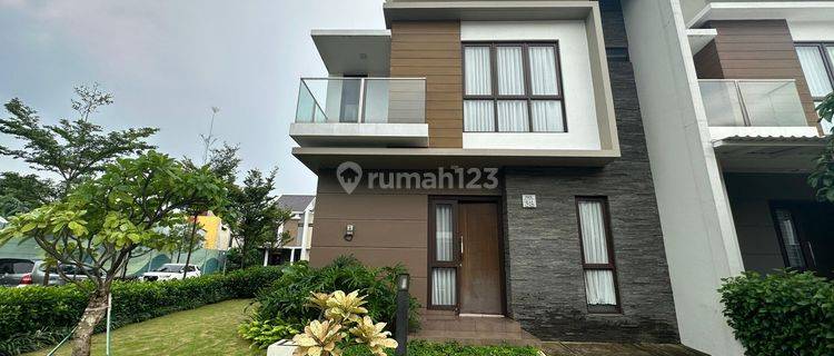 Rumah Hook Full Furnish Di Sumarecon Bekasi  1