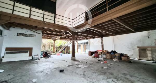 House and Warehouse on Wot Gandul Street 1