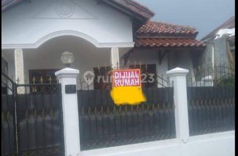 Rumah 2 Lantai Bagus di Cibatu Cisaat Sukabumi, 1