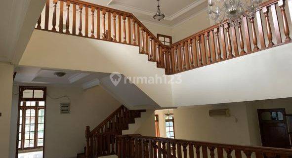 RUMAH LAMA HANYA HITUNG TANAH DI PRIME LOCATION, TURUN HARGA 1