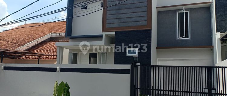 For Sale Brand New House in Cinere Inside the Complex, Quick Sale. 1