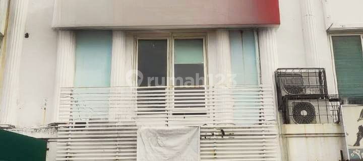 Downtown Shop House on Argopuro Street, Surabaya (VV) 1