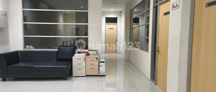 Satellite Town Square Surabaya Shop House Suitable for Ron's Office a3013 1
