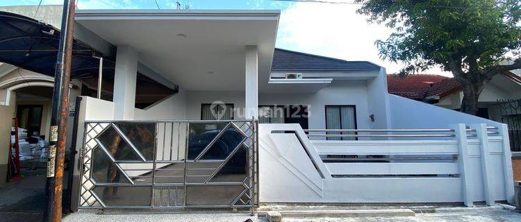 Rumah di Darmo Harapan Indah Full Furnish  1