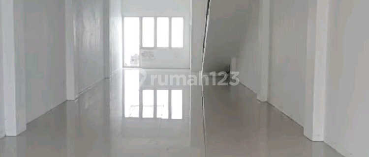 New 3-Storey Shop House (Ruko) on Jl. Ciliwung 1