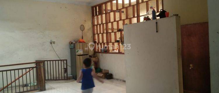 Dijual Ruko Gandeng Bagus Siap Pakai & Strategis di Cibubur  1