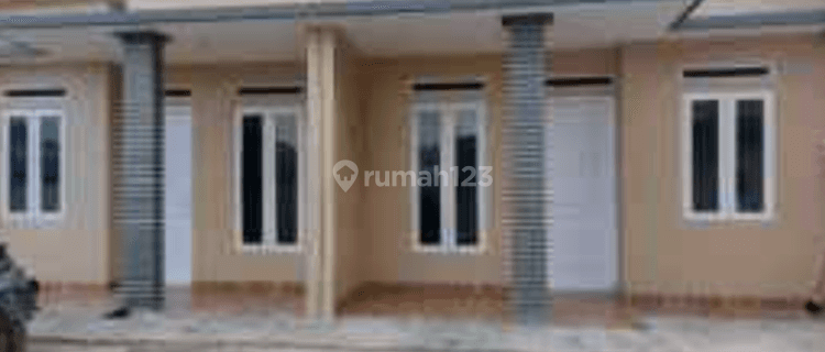 Rumah minimalis di Jalan Batujajar galanggang  1