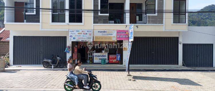 Ruko 2 lantai siap huni depan tempat wisata hanya 30 menit dari TOL Buahbatu 1