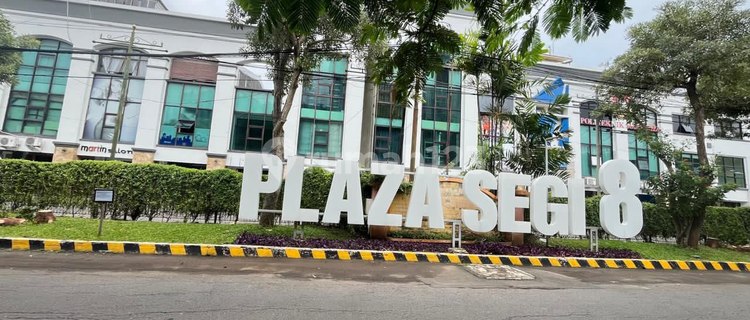 For Sale Shophouse in Plaza Segi 8 Sukomanunggal, Near Toll Road, Ptc, Citraland 1