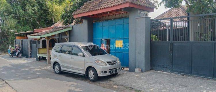 Rumah + Gudang Bagus Lokasi Strategis Di Pare Kediri  1