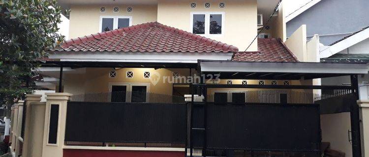 Rumah Terawat Di Komplek Kasuari Bintaro Sektor 9  1