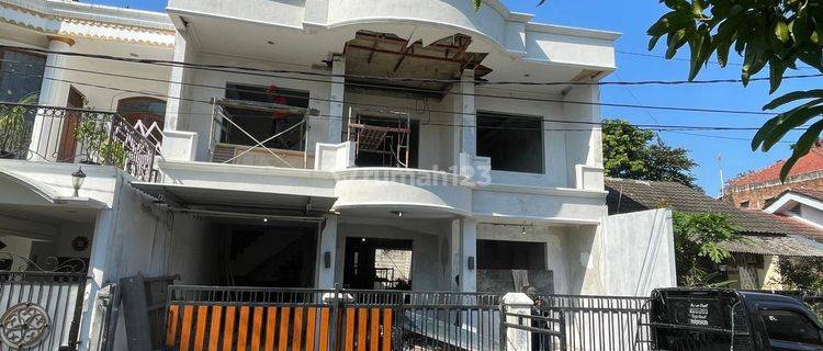 Rumah 2 Lantai di Cluster Griya Loka Bsd Endang 1