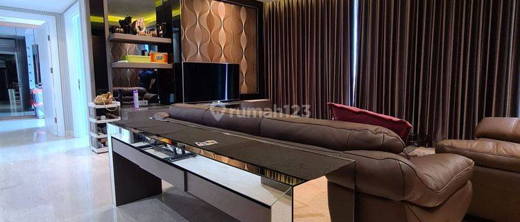 Voila Apartment 2 BR CIPUTRA WORLD Mayjend Sungkono Surabaya 1