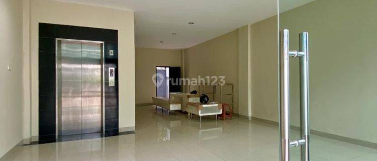  Ruko Bbc Di Mampang 4 Lantai Plus Lift Unfurnished 1