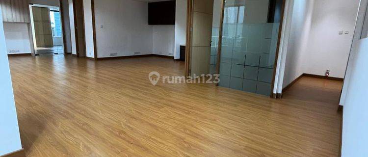  Ruang-Usaha di Scbd, sudirman, SCBD 300 m² Unfurnished 1