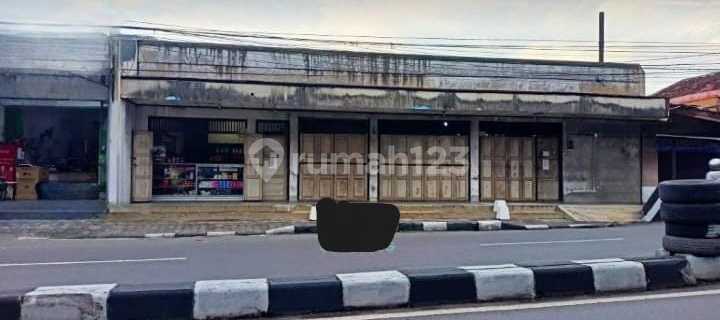 Rumah Strategis Pinggir Jalan Raya Kedungmundu 1