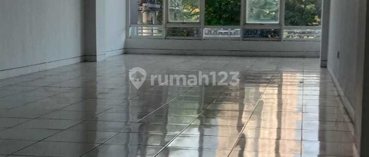 4-Story Shop House for Sale on Jl Ir Soekarno Hdp, Near Ry Hook Road, Close to Galaxy Mall 1