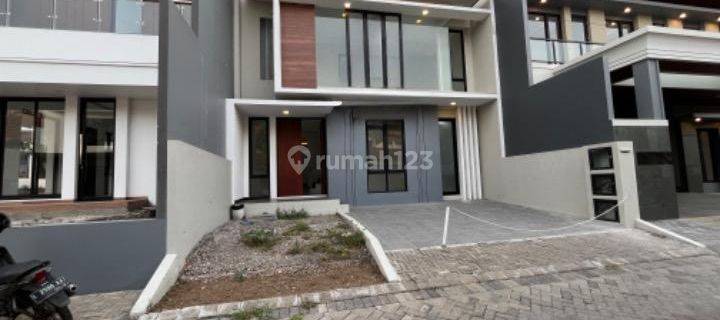 Villa di Jl.citraland, Surabaya 225 M SHM MK  1