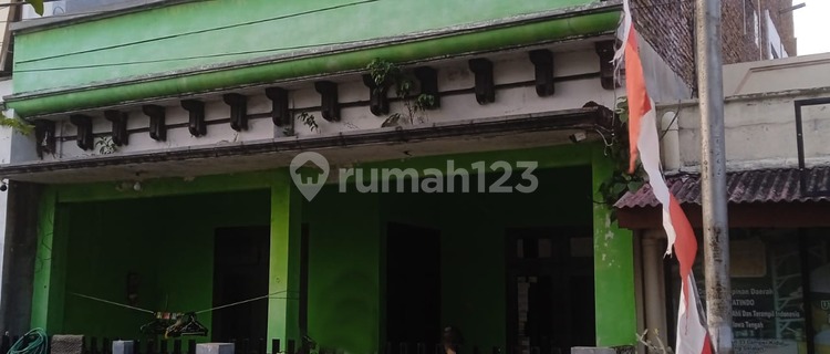 1.5-Story House in Lamper Kidul Area, Semarang 1