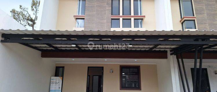 Rumah cluster Jatiwaringin 3 kamar free biaya2. Strategis dkt tol 1