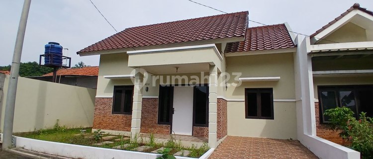 Rumah Mini Clusters Strategis Dkt Sakira Regency 1