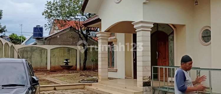 Big House Large Land in Gandul Cinere Near Educational Area 1